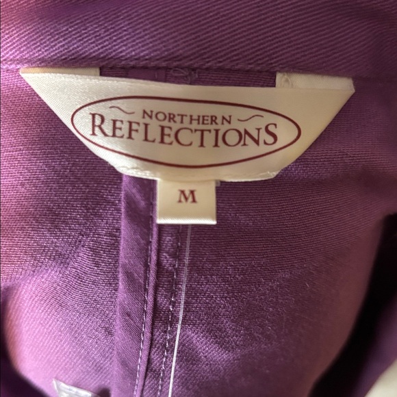 Purple 3 button blazer with 3/4 sleeve - Picture 6 of 8